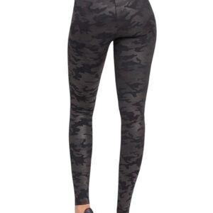SPANX faux leather Camo Print Women's Leggings